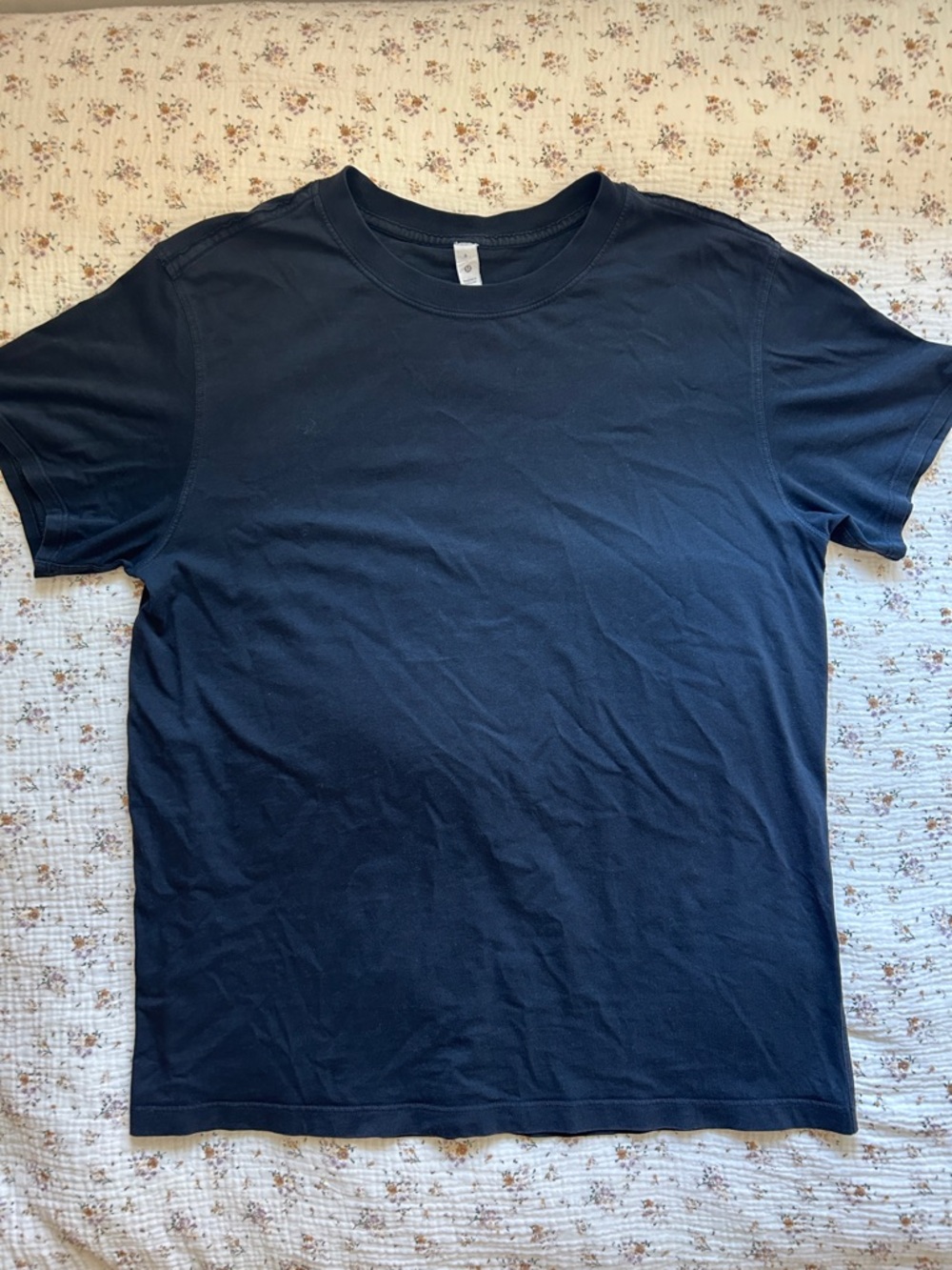 Women’s Lululemon Black All Yours Cotton Tee Size 4